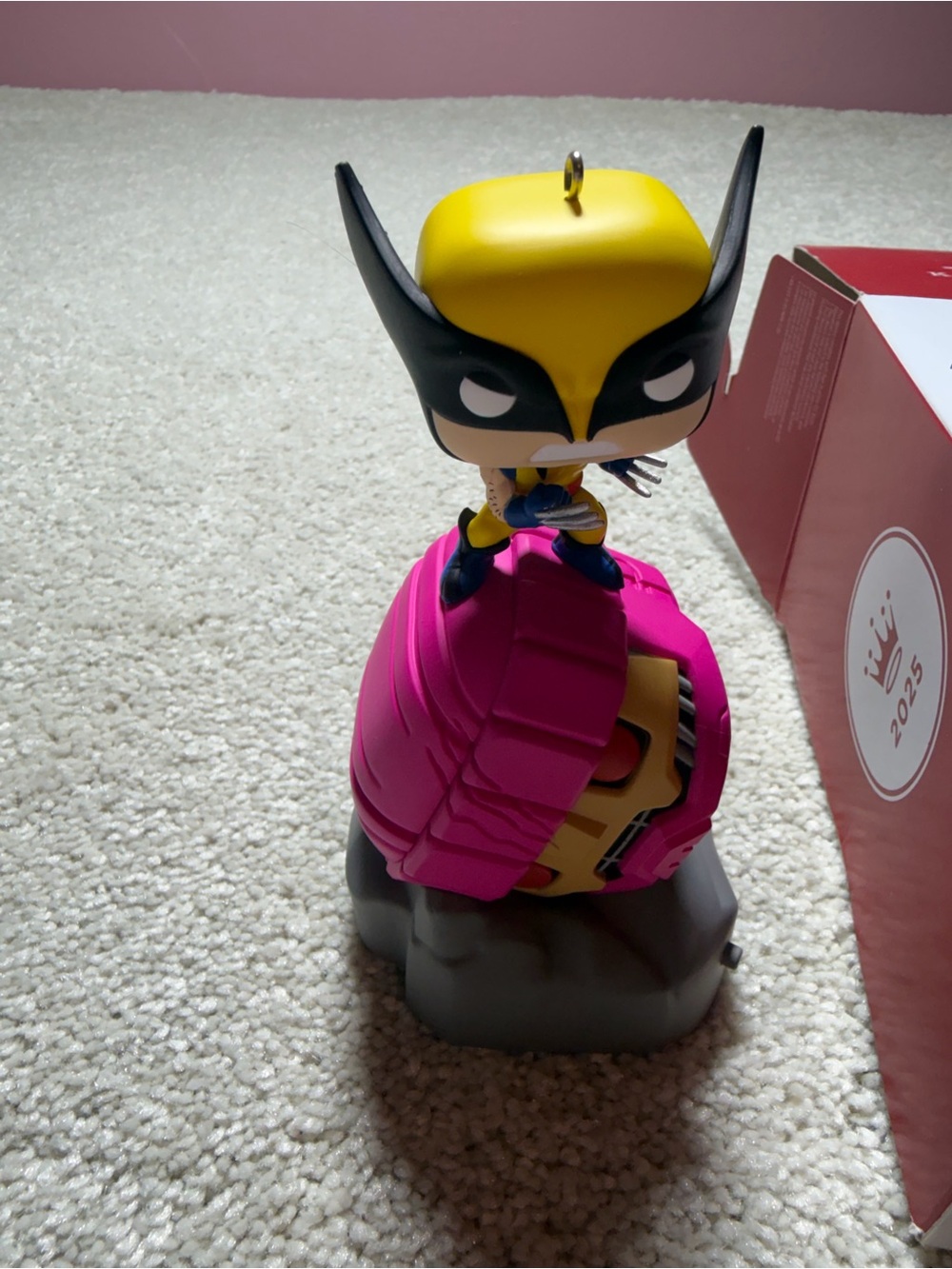 Hallmark Keepsake Marvel X-Men Wolverine Defeats Sentinel Lighted Ornament 2023
